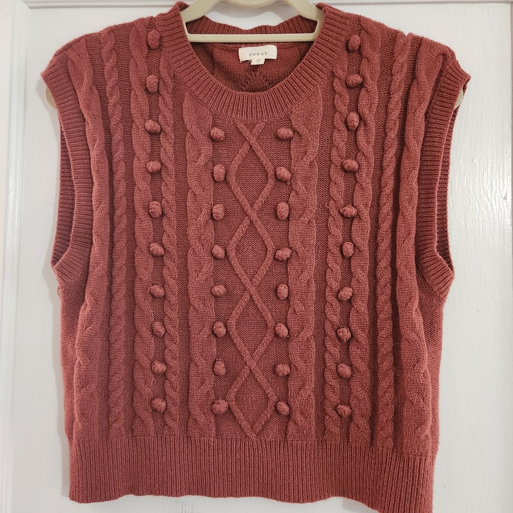 Women's Cable Knit Sleveless Sweater - Dark Rose